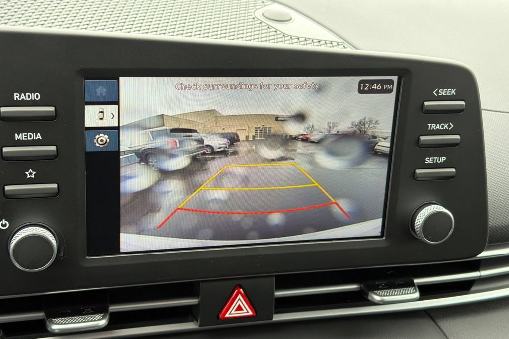Certified 2026 Hyundai Elantra SE FWD image 16