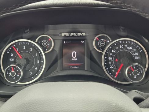 Certified 2026 RAM 2500 Big Horn AWD/4WD image 19