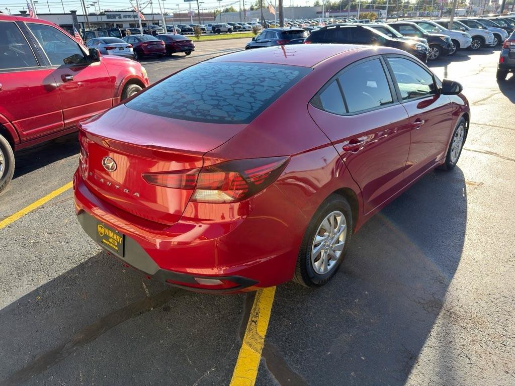 Used 2019 Hyundai Elantra SE FWD image 5