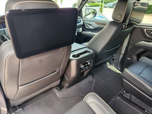 Used 2023 Chevrolet Tahoe Premier RWD image 29