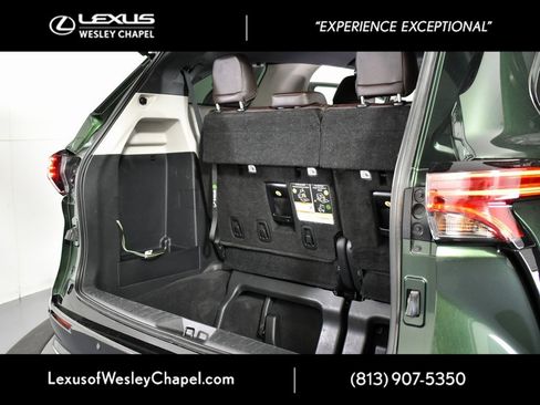 Used 2023 Toyota Sienna Platinum image 15