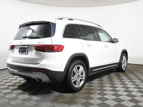 Certified 2022 Mercedes-Benz GLB 250 4MATIC image 7