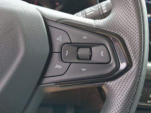 Used 2025 Chevrolet TrailBlazer LT image 21