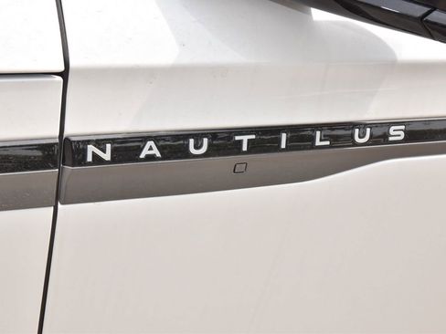 New 2026 Lincoln Nautilus Reserve w/ Jet Appearance Package AWD/4WD image 50