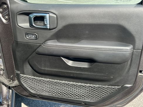 Used 2021 Jeep Wrangler Unlimited Rubicon 4xe w/ Cold Weather Group image 15