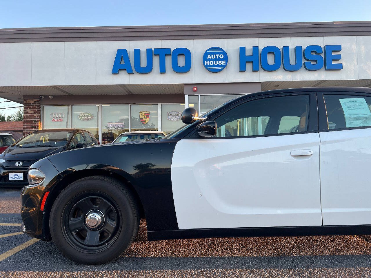 Used 2019 Dodge Charger Police RWD image 35