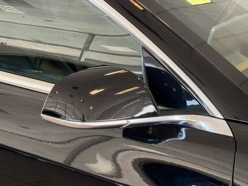 Used 2018 Tesla Model 3 Mid Range RWD image 11