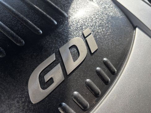 Used 2016 Hyundai Genesis Coupe 3.8 image 55