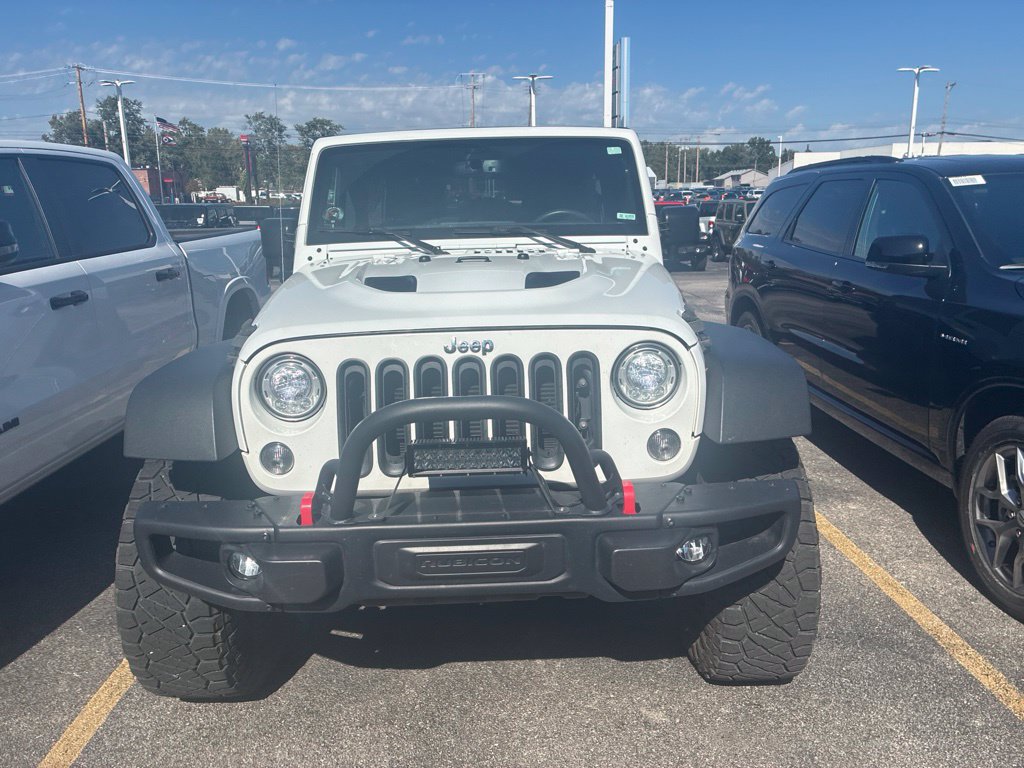Used 2017 Jeep Wrangler Unlimited Rubicon AWD/4WD image 2