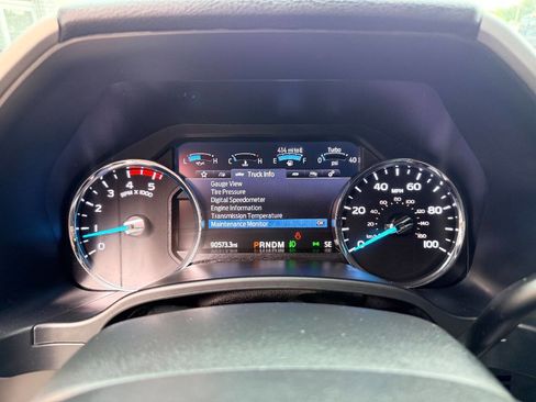 Used 2021 Ford F250 Lariat w/ Lariat Ultimate Package AWD/4WD image 24
