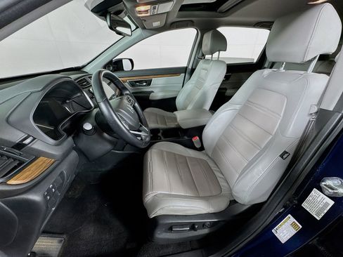 Used 2018 Honda CR-V Touring image 12