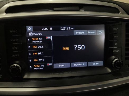 Used 2019 Kia Sorento SX AWD/4WD image 25