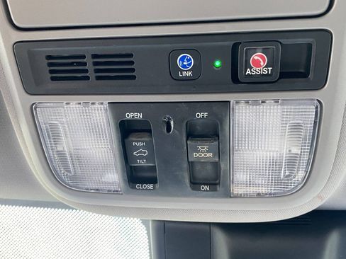 Used 2019 Honda Odyssey Touring image 39
