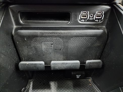 Used 2021 RAM 3500 Laramie image 17