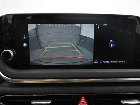 Used 2023 Hyundai Sonata SEL w/ Preferred Accessory Package FWD image 16