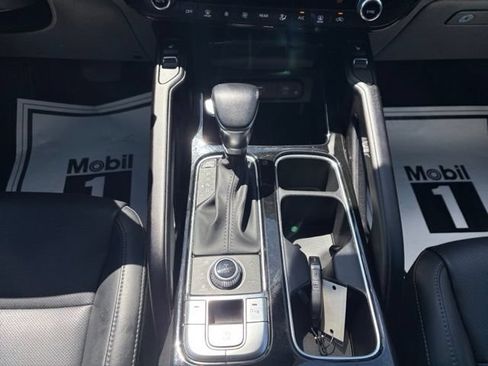 Certified 2024 Kia Telluride S w/ S Sunroof Package AWD/4WD image 15