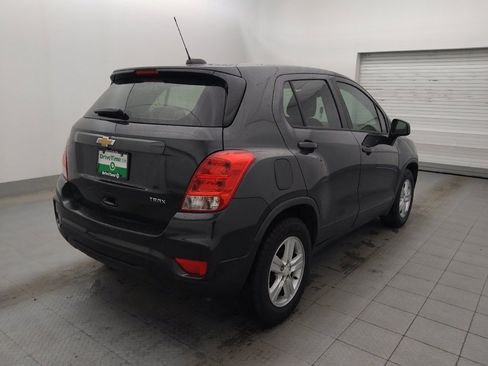 Used 2020 Chevrolet Trax LS image 9