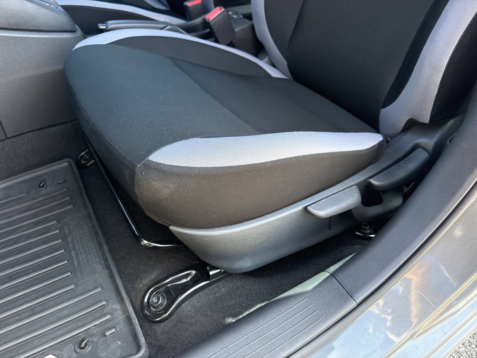 Used 2025 Nissan Versa S w/ S Plus Package FWD image 15