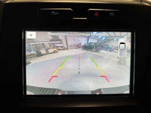 Used 2018 Ford F150 XLT w/ Equipment Group 302A Luxury image 11