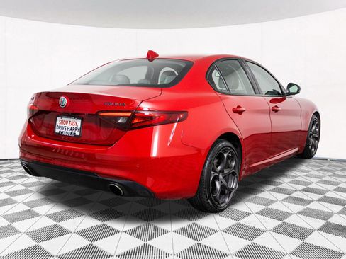 Used 2018 Alfa Romeo Giulia Base w/ Nero Edizione image 16