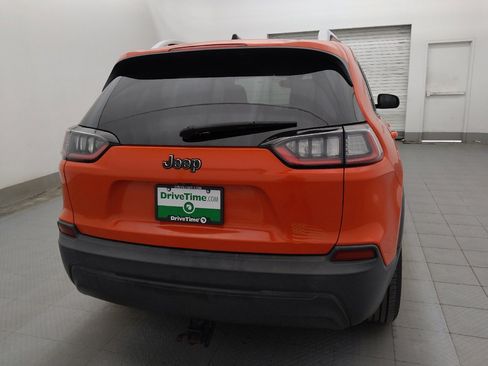 Used 2021 Jeep Cherokee Latitude FWD image 7