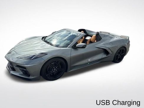 Used 2022 Chevrolet Corvette Stingray Preferred Conv w/ Z51 Performance Package RWD image 3