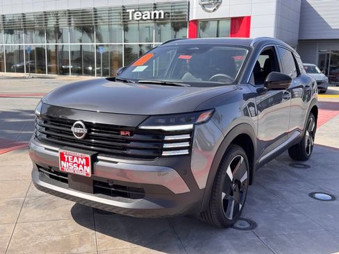 New 2026 Nissan Kicks SR FWD image 4