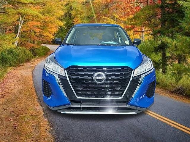 Certified 2023 Nissan Kicks S FWD image 9