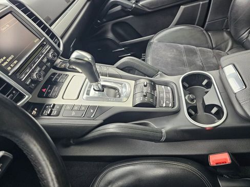 Used 2013 Porsche Cayenne GTS AWD/4WD image 25