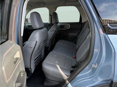 Used 2025 Ford Bronco Sport Badlands AWD/4WD image 5