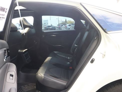 Used 2020 Toyota Avalon XSE w/ Carpet Mat Package FWD image 42