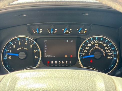 Used 2014 Ford F150 XLT w/ Equipment Group 302A Luxury image 22