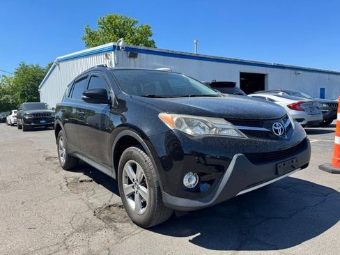 Used 2015 Toyota RAV4 XLE FWD image 8