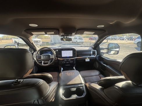 Used 2024 Ford F350 King Ranch image 15