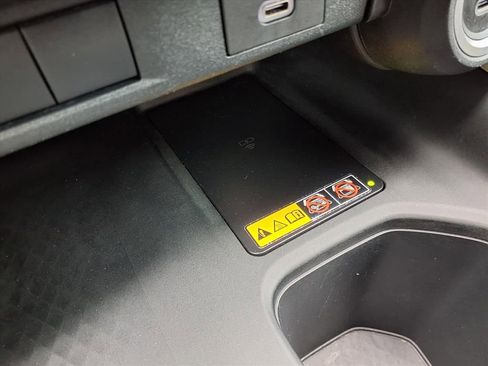 Used 2024 Toyota Grand Highlander Limited image 14