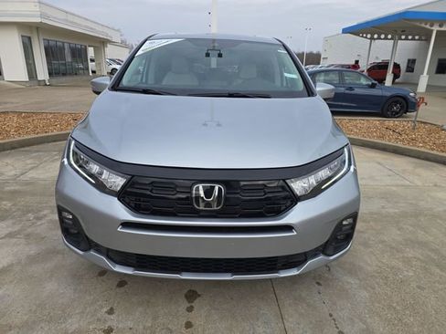 New 2026 Honda Odyssey Touring image 8
