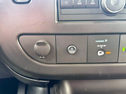 New 2025 Chevrolet Express 3500 w/ Power Convenience Package image 59