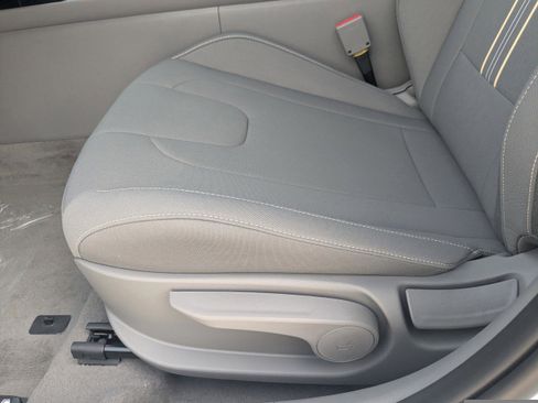 New 2026 Hyundai Elantra SEL Sport Premium FWD image 19