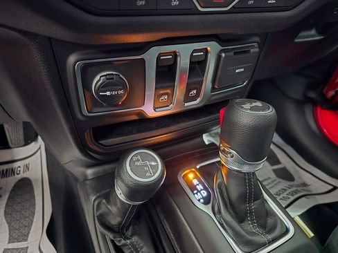 New 2026 Jeep Wrangler Sport AWD/4WD image 25