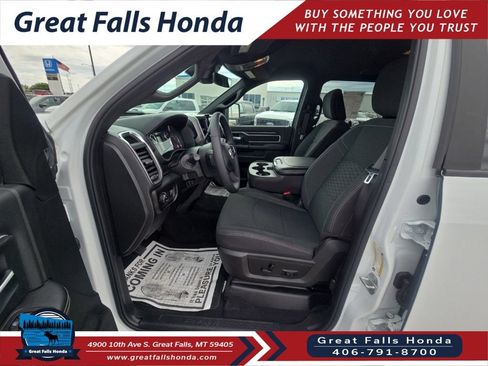 Used 2026 RAM 2500 Big Horn AWD/4WD image 11
