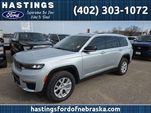 Used 2023 Jeep Grand Cherokee L Limited w/ Trailer Tow Group (B) image 1