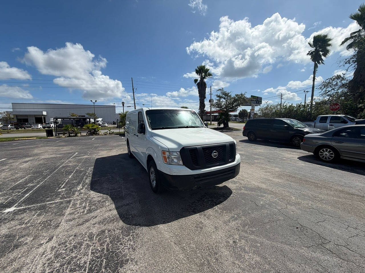 Used 2021 Nissan NV 2500 SV RWD image 3