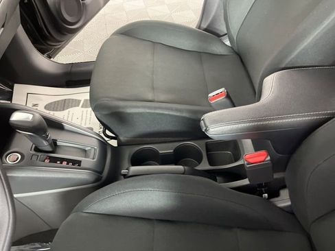 Used 2024 Nissan Kicks S image 28