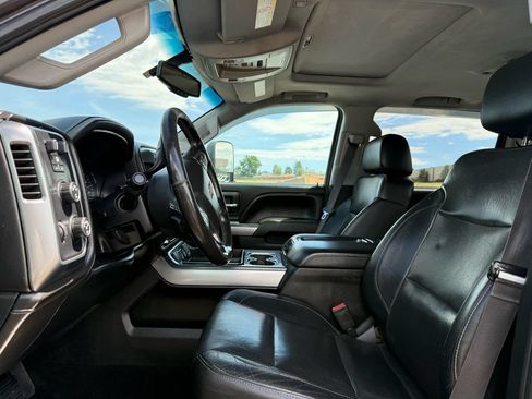 Used 2015 Chevrolet Silverado 2500 LTZ AWD/4WD image 17