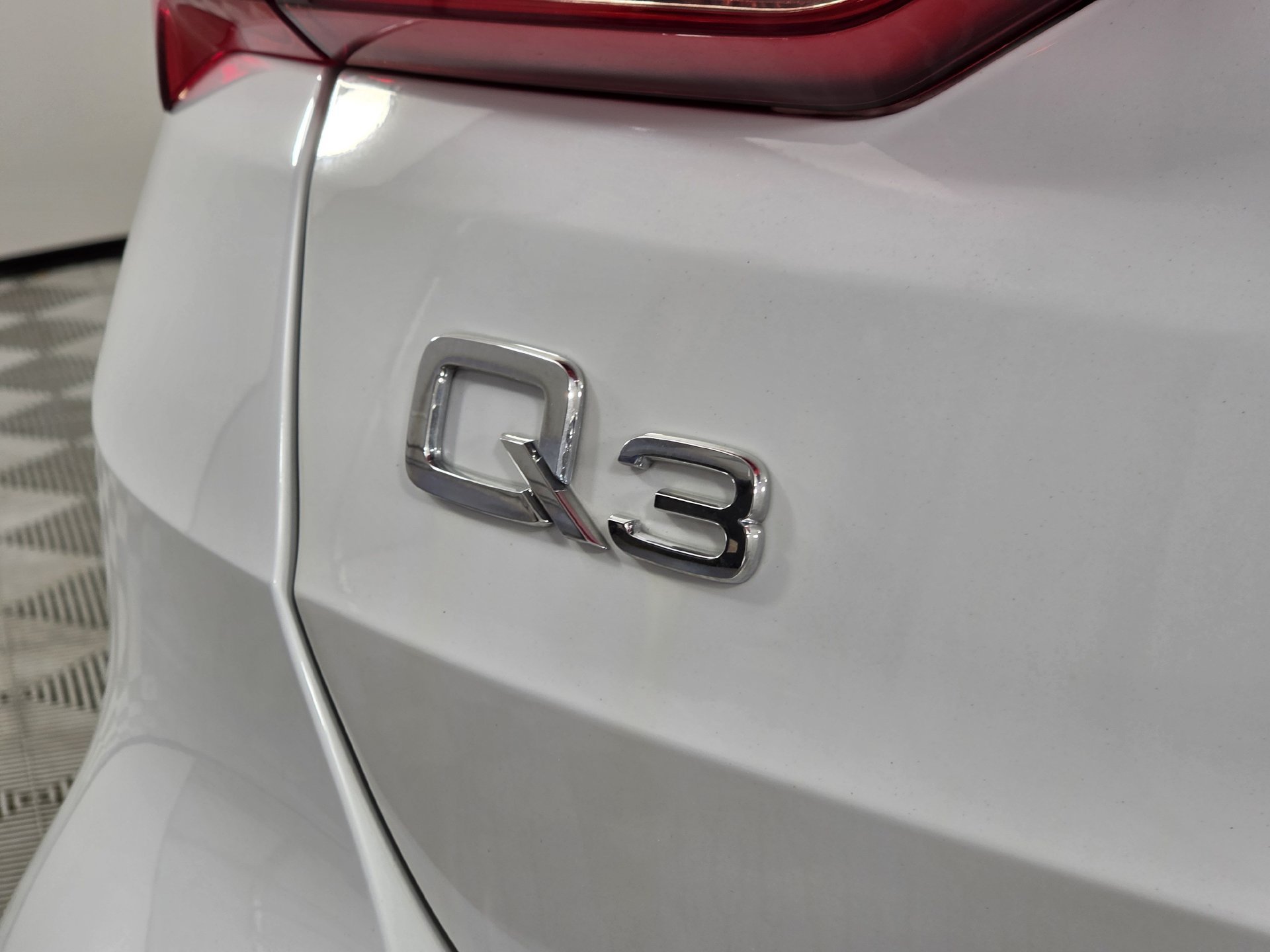 Used 2025 Audi Q3 2.0T Premium AWD/4WD image 46