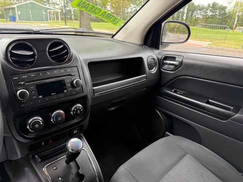 Used 2011 Jeep Compass 2WD image 12