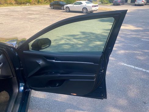 Used 2019 Toyota Camry LE w/ Convenience Package FWD image 46
