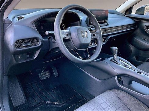 Certified 2023 Honda HR-V LX image 17