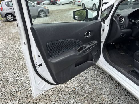 Used 2017 Nissan Versa Note SV w/ SV Appearance Package FWD image 11