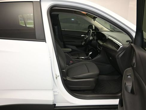 Used 2024 Buick Encore GX Preferred w/ Comfort Package FWD image 25